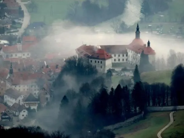 Hiša za goste And Na Poljani 3*